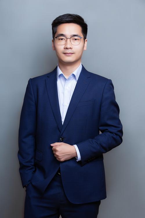 袁月 视觉设计总监